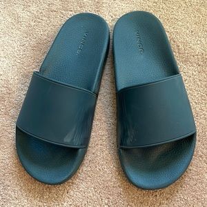 Vince Navy Slides